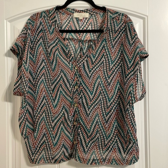 Olive & Oak Women’s Tunic Red & Green Sheer Geometric Contemporary Bohemian - Picture 1 of 12